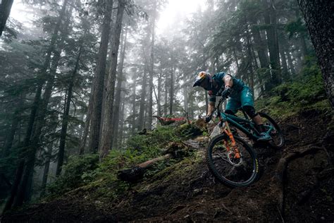 4K Ultra HD Mountain Bike Wallpapers